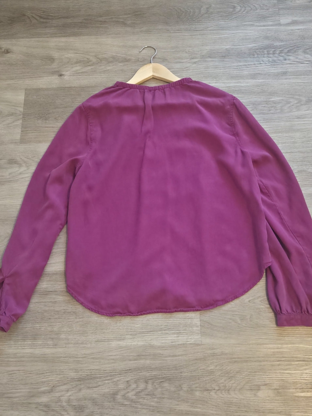 cloth & stone Magenta Gathered Button-Up ShirtCloth & Stone - Picture 8 of 13